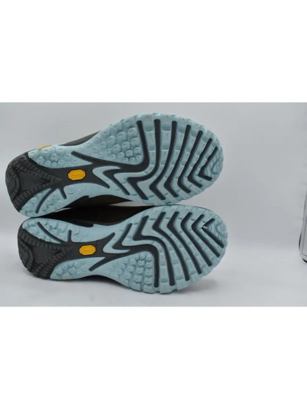 Merrell Womens Size 10 Siren Traveller 3 Mid Nubuck‎ Waterproof Hiking Boots